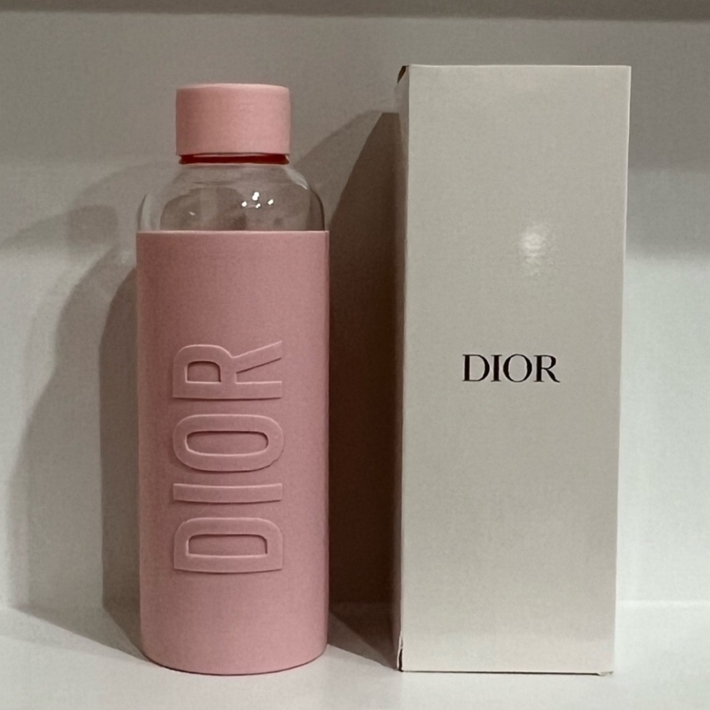 NIB Limited Edition Christian Dior Glass Water Bottle - Picture 4 of 10